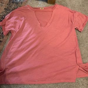 V-neck tee